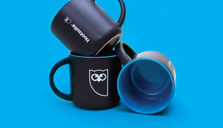 Custom-printed mugs 
